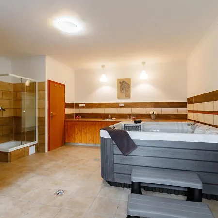 Feriehus Nimrod By Interhome *